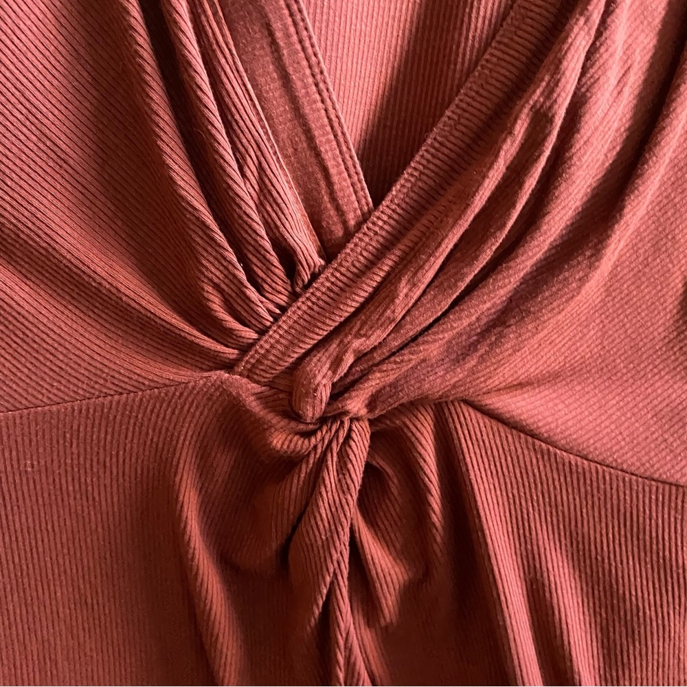 FREE PEOPLE Open Back Ribbed Long Sleeved Flowy Top - Picture 12 of 15